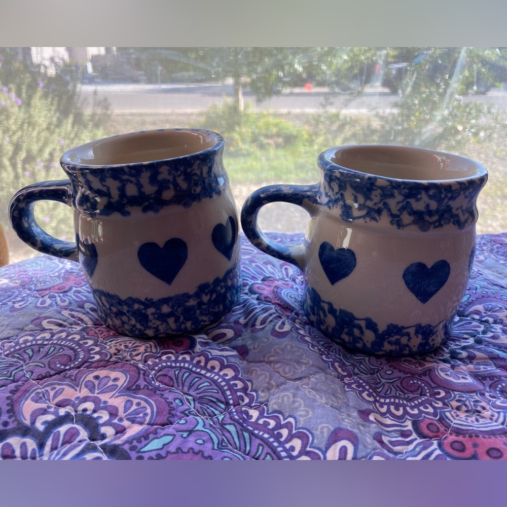 HENN Roseville Friendship Pottery set 2 mugs, blue sponge with hearts stoneware